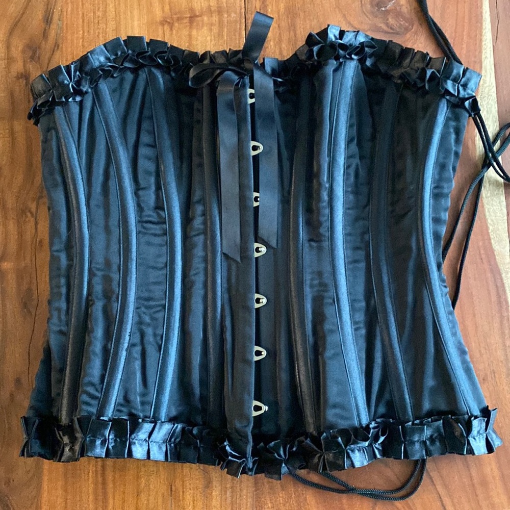 NWOT Deadly Dichotomy handmade satin ribbed corset